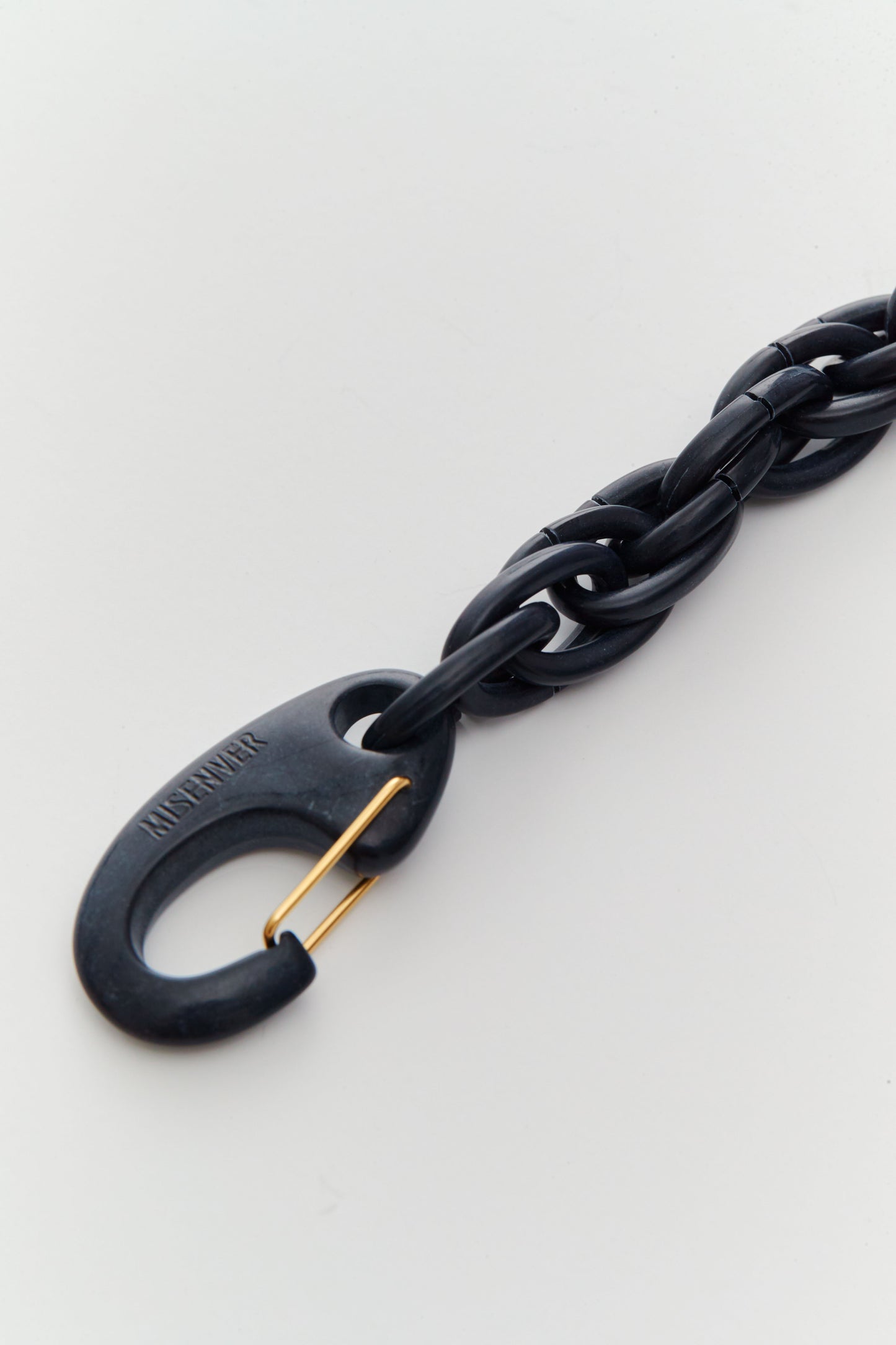 Robe Chain Your Way