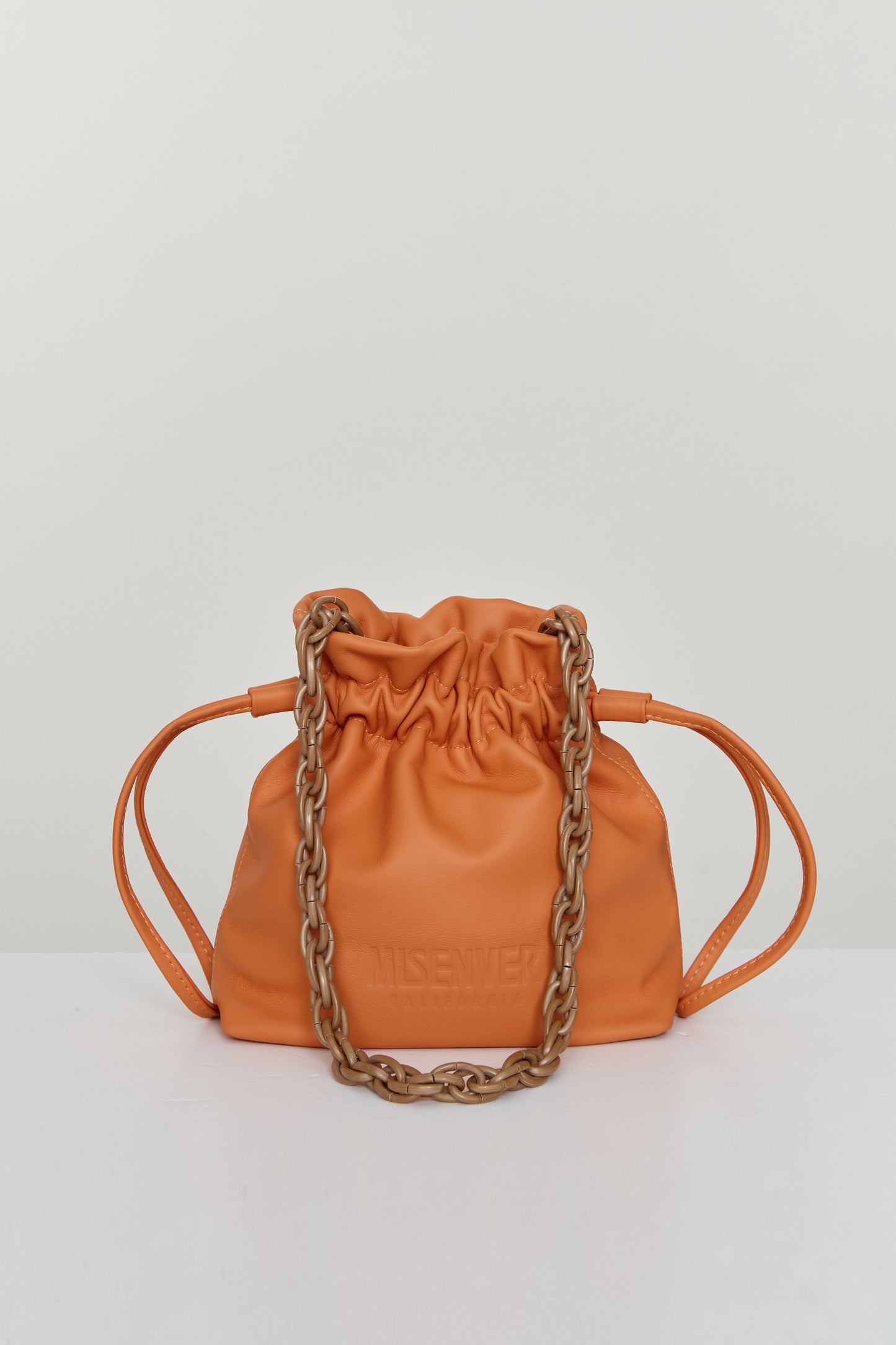 Robe Chain Your Way