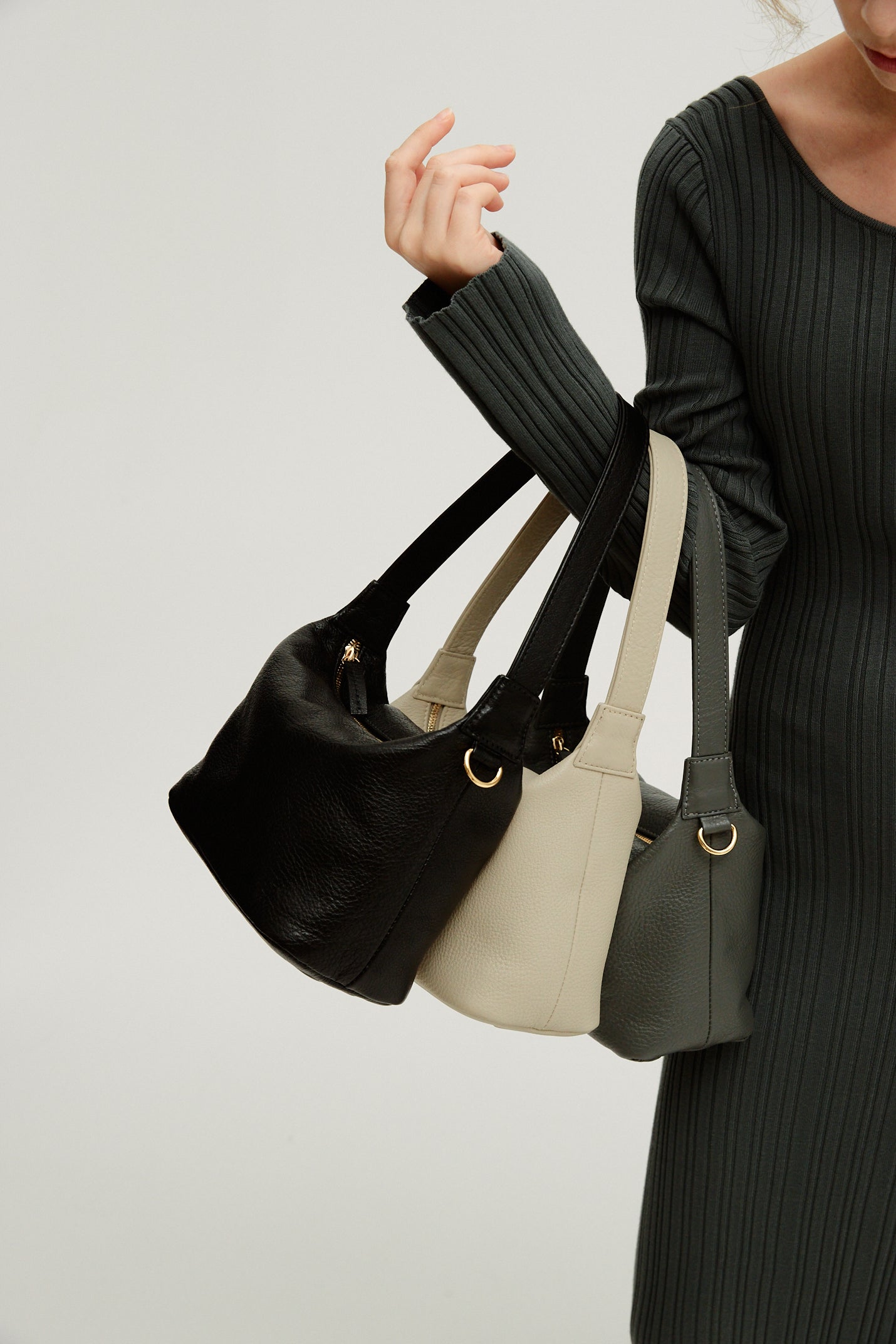 Pillow Bag - Black
